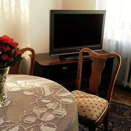 U Adeli Apartament *
