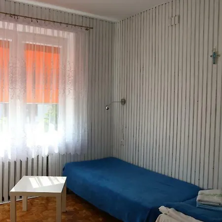 U Adeli Apartment